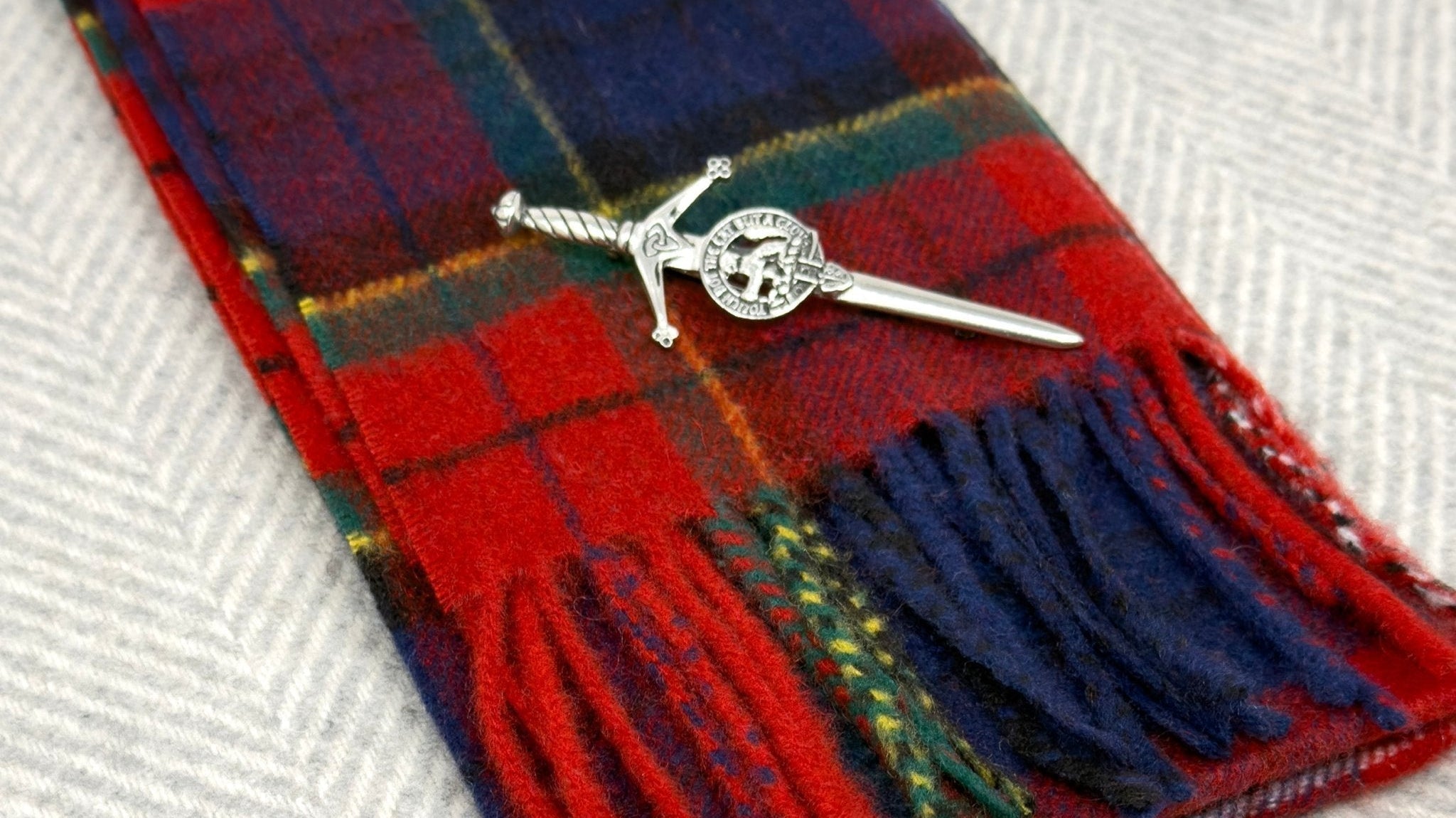 MacPherson Tartan Explained – Meaning, History & How to Wear It - Heritage Of Scotland