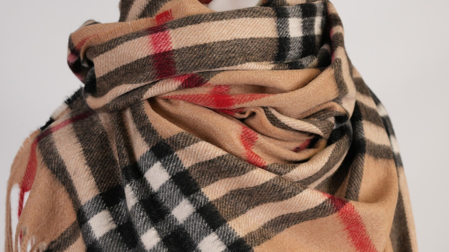 Thomson Camel Tartan: A Classic Blend of Warmth and Elegance - Heritage Of Scotland