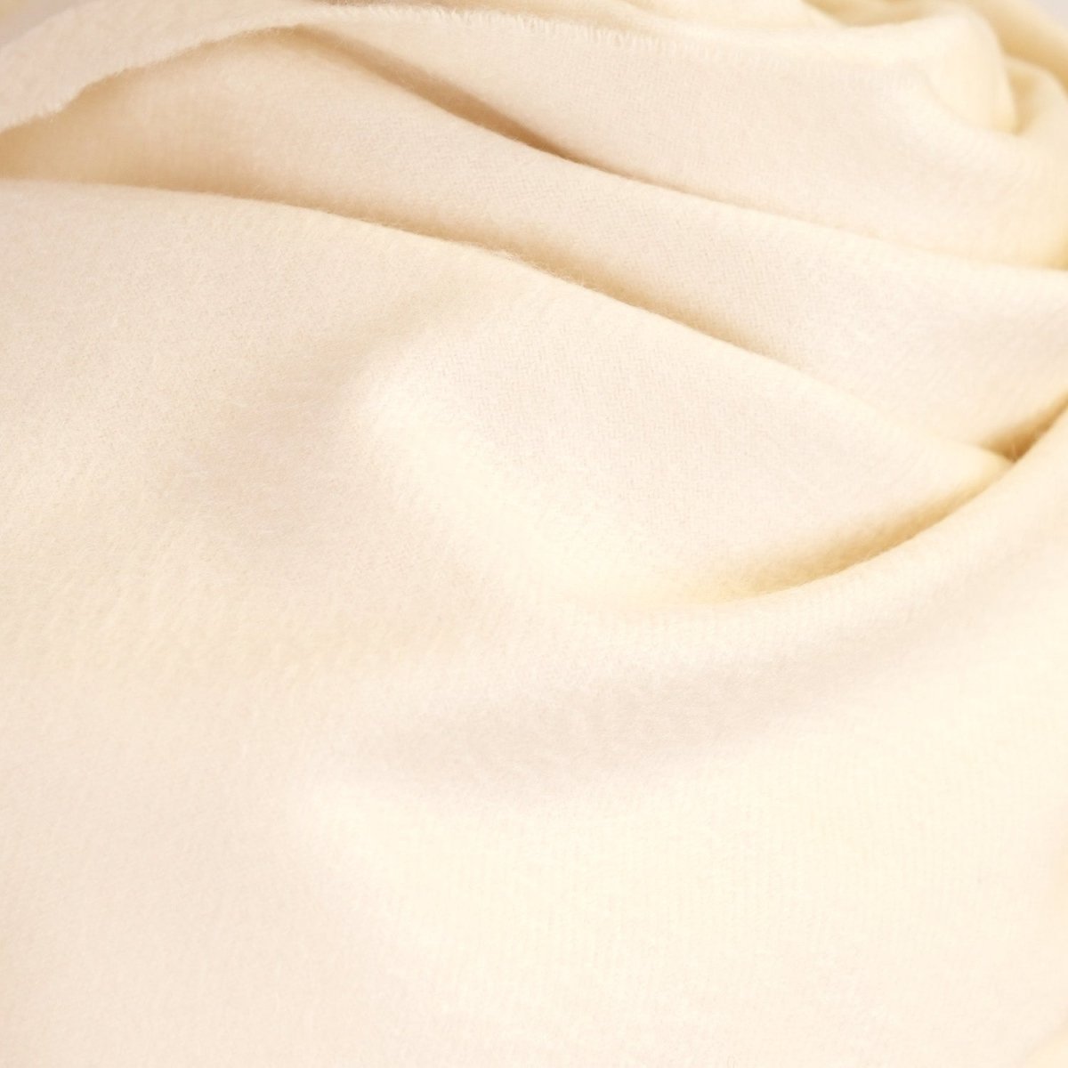 Balmoral 100% Cashmere Woven Scarf Tartan and Checks - Made in Scotland - PLAIN WHITE - Heritage Of Scotland -