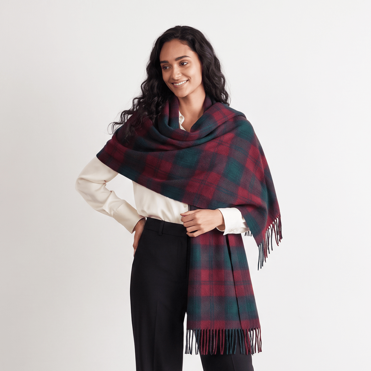 Edinburgh Lambswool Tartan Stole - Soft Luxury Check Wrap with Fringe - Lindsay - Heritage Of Scotland -