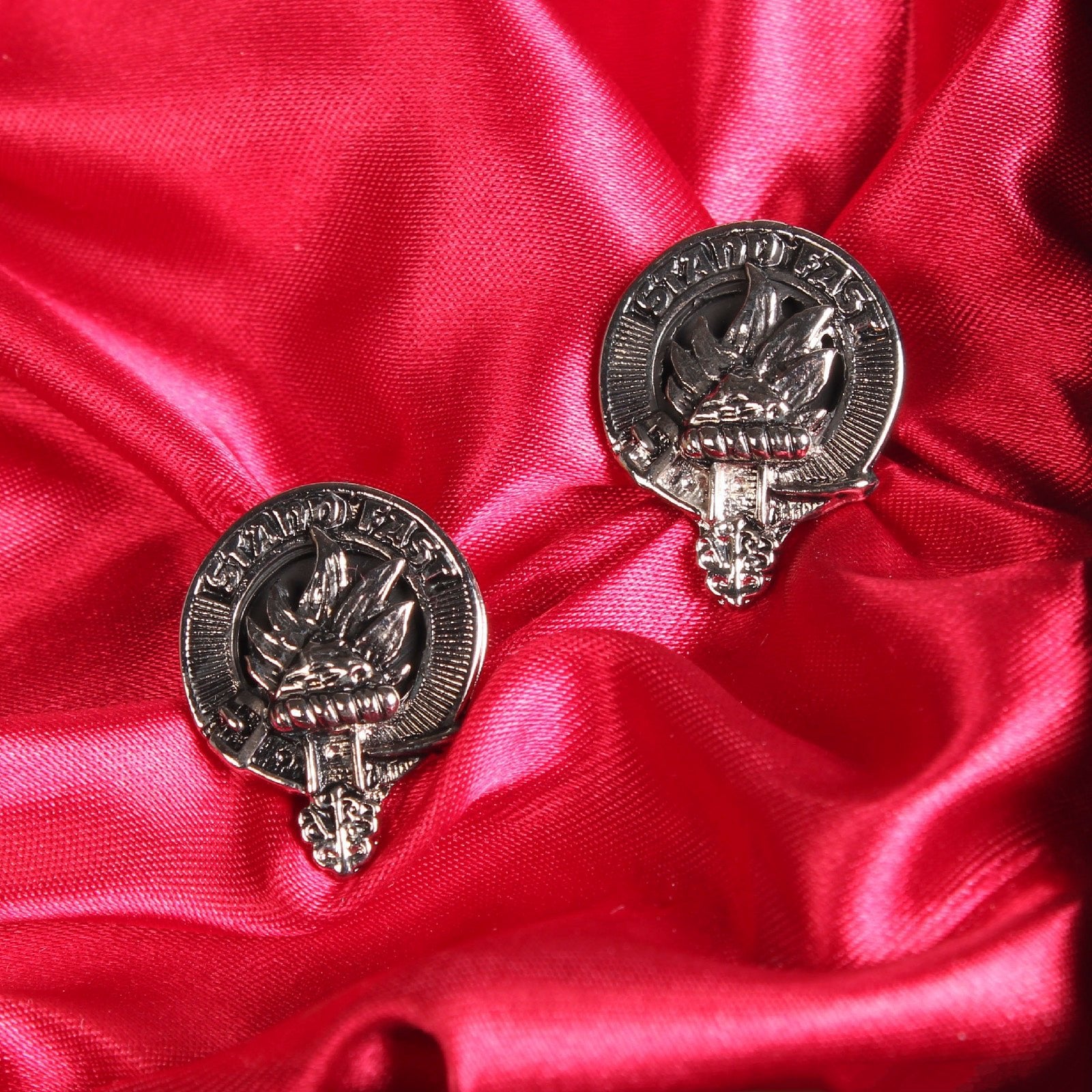 Grant Clan Badge, Kilt Pin, Lapel Pin, Cufflinks, Keyring/Key Fob & Gift Set — Fine Pewter by Art Pewter — Made in Scotland (Shiny Finish) - Heritage Of Scotland - Cufflinks