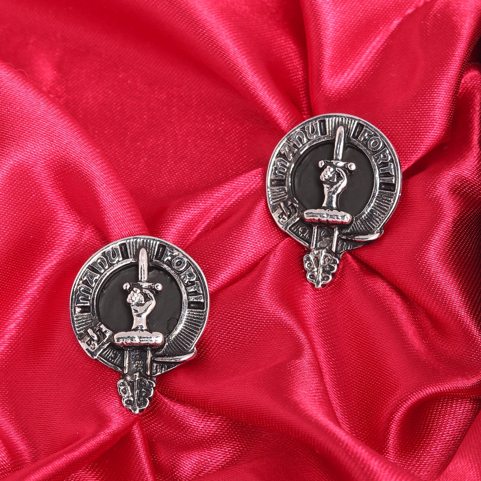 MacKay Clan Badge, Kilt Pin, Lapel Pin, Cufflinks, Keyring/Key Fob & Gift Set — Fine Pewter by Art Pewter — Made in Scotland (Shiny Finish) - Heritage Of Scotland - Cufflinks