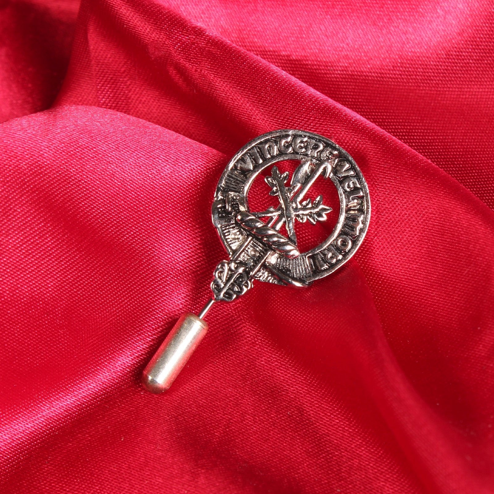MacLaine Clan Badge, Kilt Pin, Lapel Pin, Cufflinks, Keyring/Key Fob & Gift Set — Fine Pewter by Art Pewter — Made in Scotland (Shiny Finish) - Heritage Of Scotland - Badge