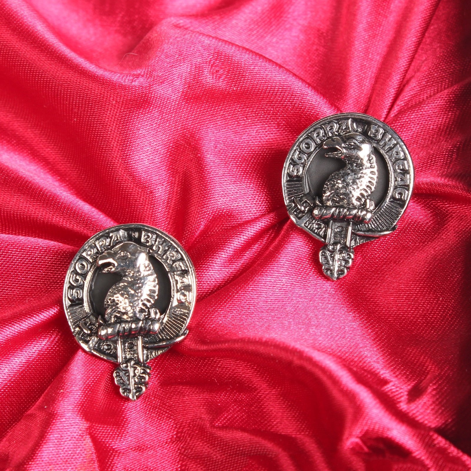 MacNicol Clan Badge, Kilt Pin, Lapel Pin, Cufflinks, Keyring/Key Fob & Gift Set — Fine Pewter by Art Pewter — Made in Scotland (Shiny Finish) - Heritage Of Scotland - Cufflinks