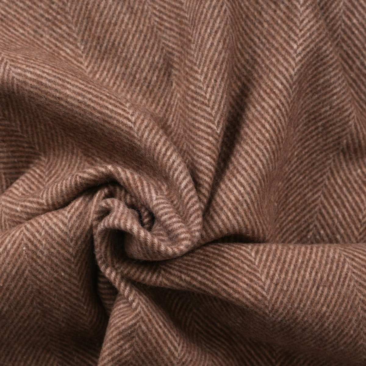Recycled Wool Herringbone Pet Blanket – 150cm x 90cm - CHESTNUT BROWN - Heritage Of Scotland -