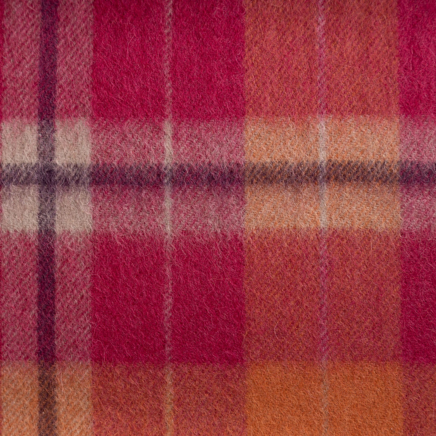 Edinburgh 100% Lambswool Scarf Heivon Check - Radicchio/Oriental Ginger - Heritage Of Scotland - HEIVON CHECK - RADICCHIO/ORIENTAL GINGER