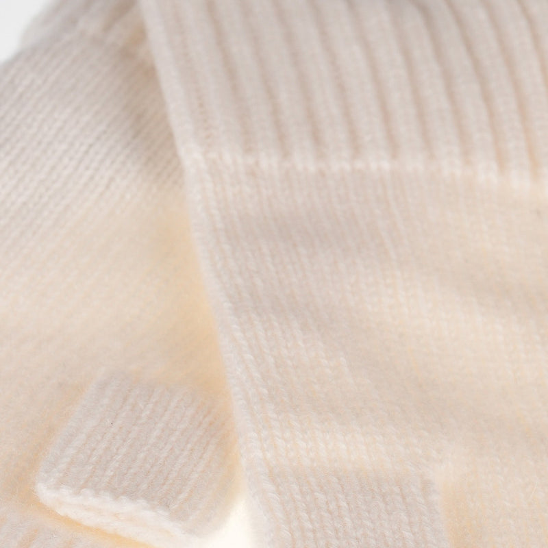 100% Cashmere Ladies Rib Wristlet White - Heritage Of Scotland - WHITE