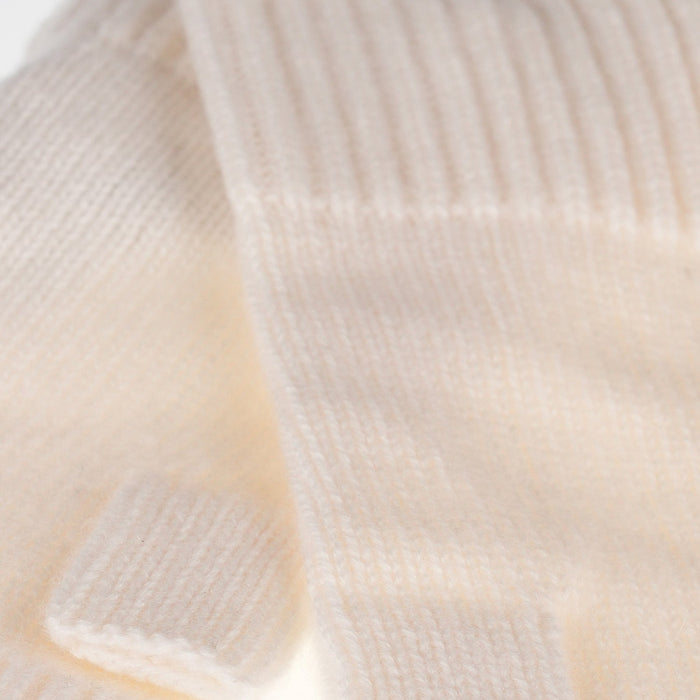 100% Cashmere Ladies Rib Wristlet White - Heritage Of Scotland - WHITE