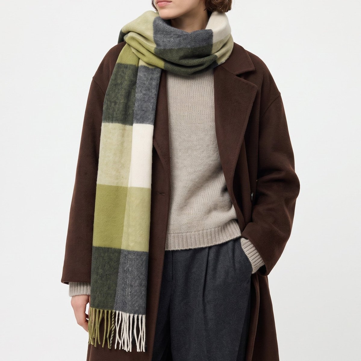 100% Lambswool Wide Scarf Soft Unisex Winter Wrap Heritage of Scotland - 3 SQUARE GREEN - Heritage Of Scotland -