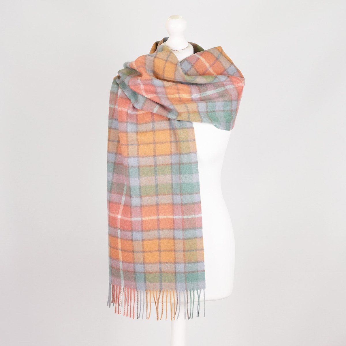 100% Lambswool Wide Scarf Soft Unisex Winter Wrap Heritage of Scotland - Buchanan Antique - Heritage Of Scotland -