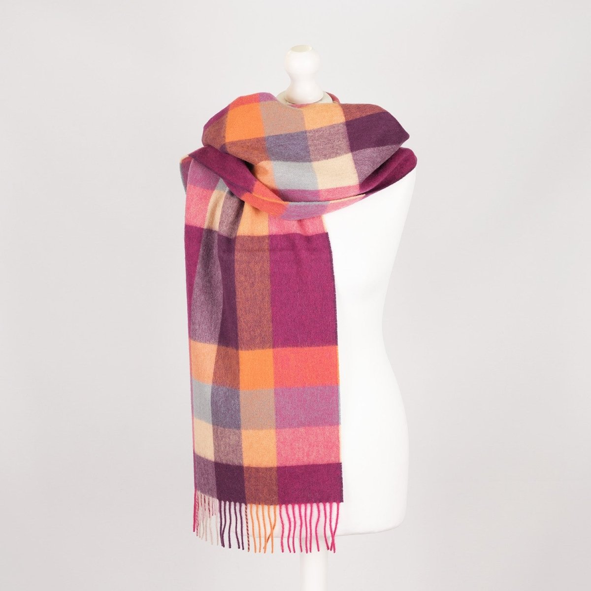 100% Lambswool Wide Scarf Soft Unisex Winter Wrap Heritage of Scotland - Galaxy Check - Heritage Of Scotland -