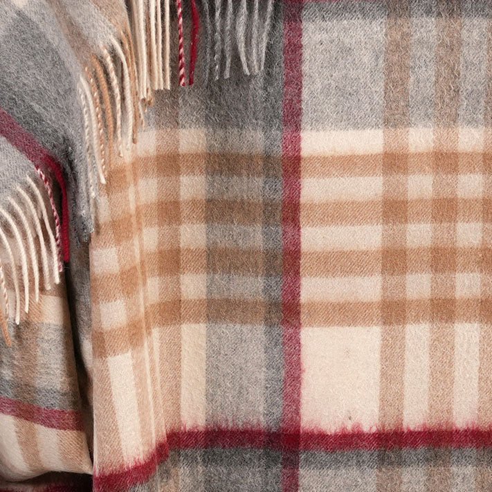 100% Pure Lambswool Blanket Throw – Luxury Soft Warm Wool Blanket - Home Décor - CHEQUER TART - Heritage Of Scotland -
