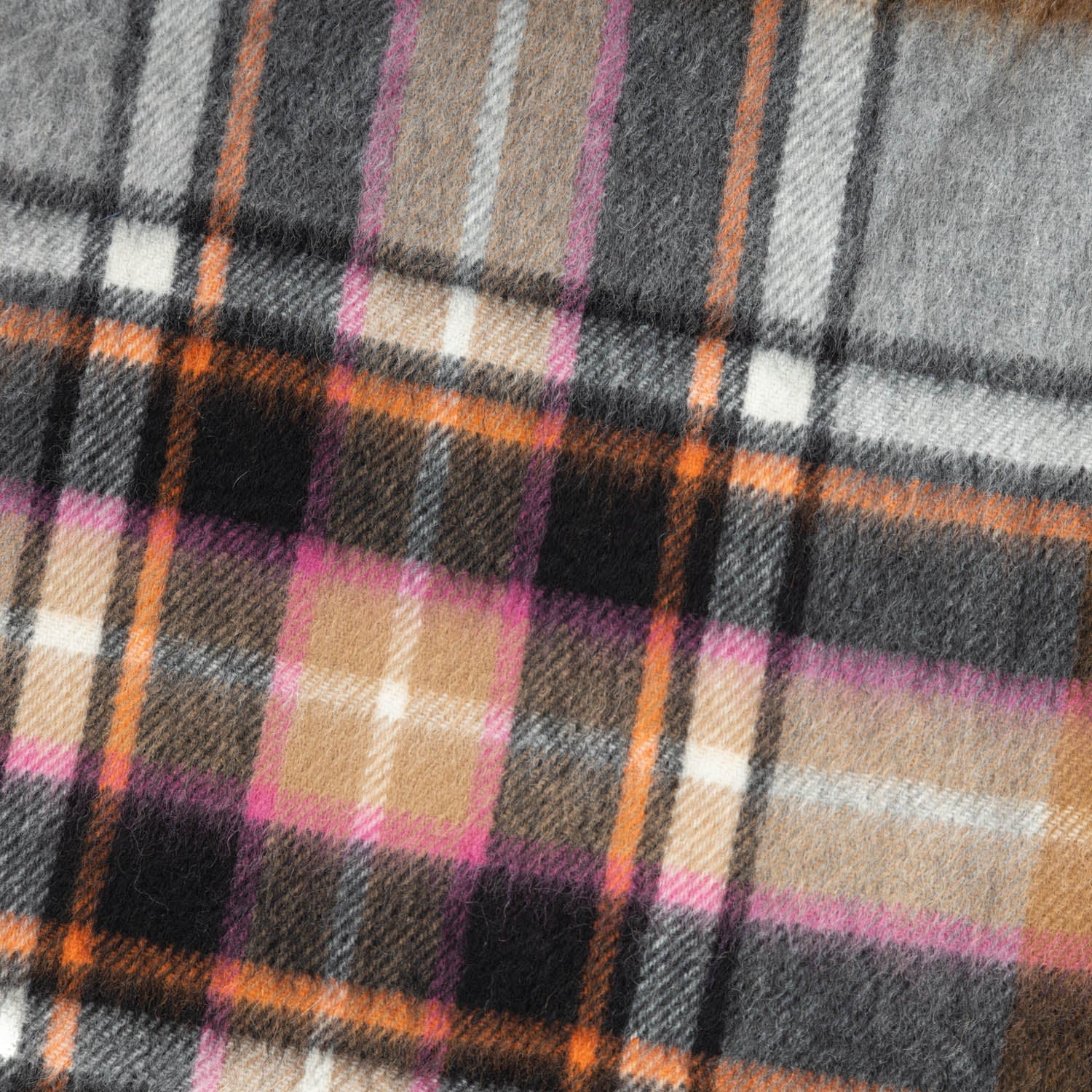 Balmoral 100% Cashmere Woven Scarf Exploded Bruce Grey - Heritage Of Scotland - EXPLODED BRUCE GREY