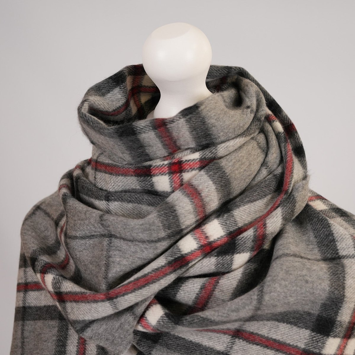 Balmoral 100% Cashmere Woven Scarf Tartan and Checks - Made in Scotland - THOMSON GREY - Heritage Of Scotland -