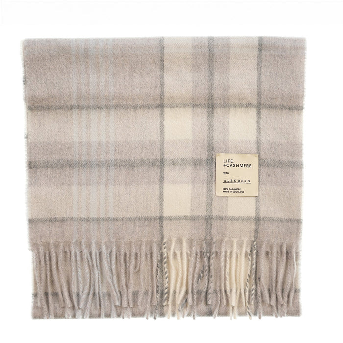 Balmoral 100% Cashmere Woven Scarf Tartans and Checks - Made in Scotland - Heritage Of Scotland - MORAY CHECK BLUE