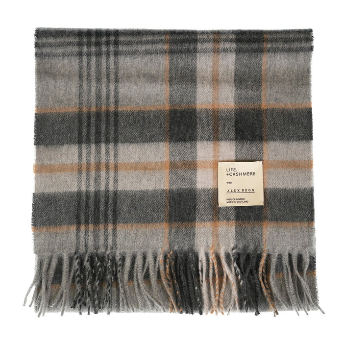Balmoral 100% Cashmere Woven Scarf Tartans and Checks - Made in Scotland - Heritage Of Scotland - MORAY CHECK GREY