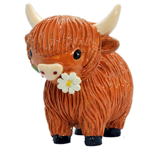 COOlectibles Highland Coo Figurines – Fun Scottish Cow Characters - Heritage Of Scotland - Coo with Flower