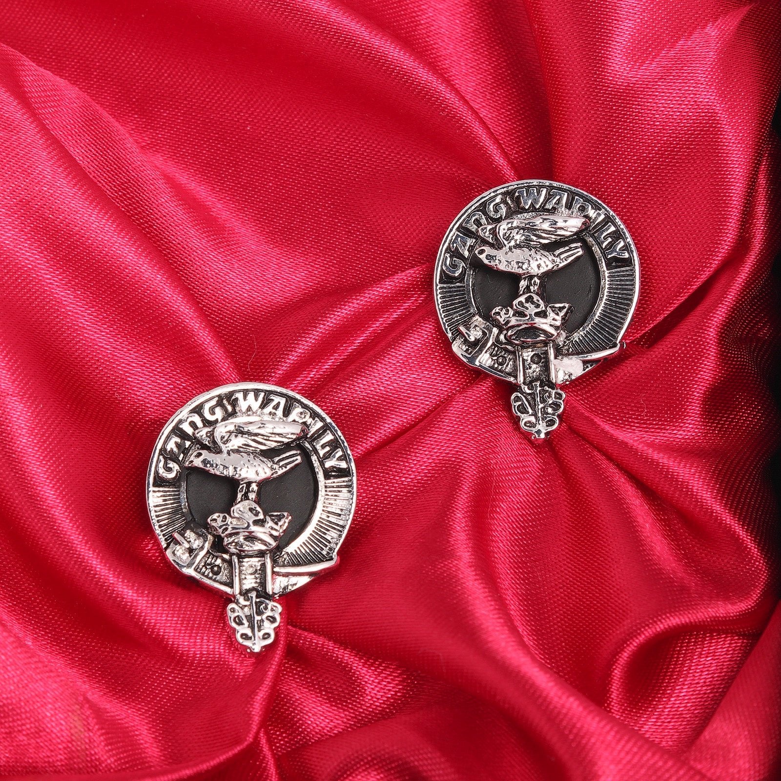 Drummond Clan Badge, Kilt Pin, Lapel Pin, Cufflinks, Keyring/Key Fob & Gift Set — Fine Pewter by Art Pewter — Made in Scotland (Shiny Finish) - Heritage Of Scotland - Cufflinks