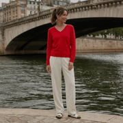 Dunedin Cashmere Women’s 100% Cashmere V-Neck Jumper – Cardinal - Heritage Of Scotland - XS