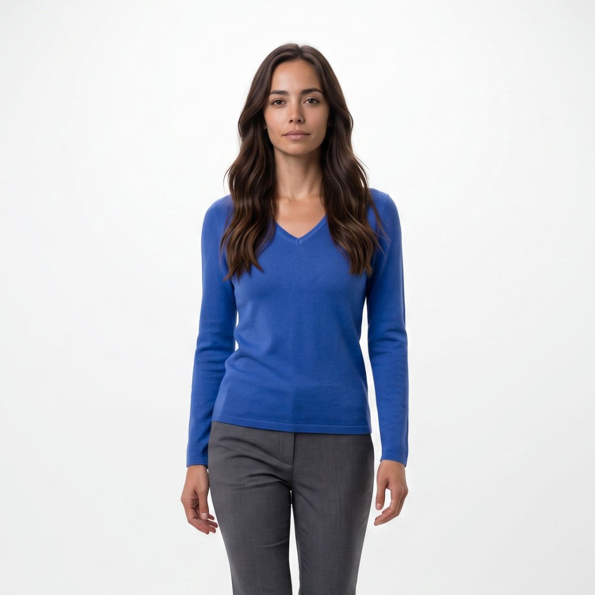 Dunedin Cashmere Women’s 100% Cashmere V-Neck Jumper – Cornflower - Heritage Of Scotland - XS