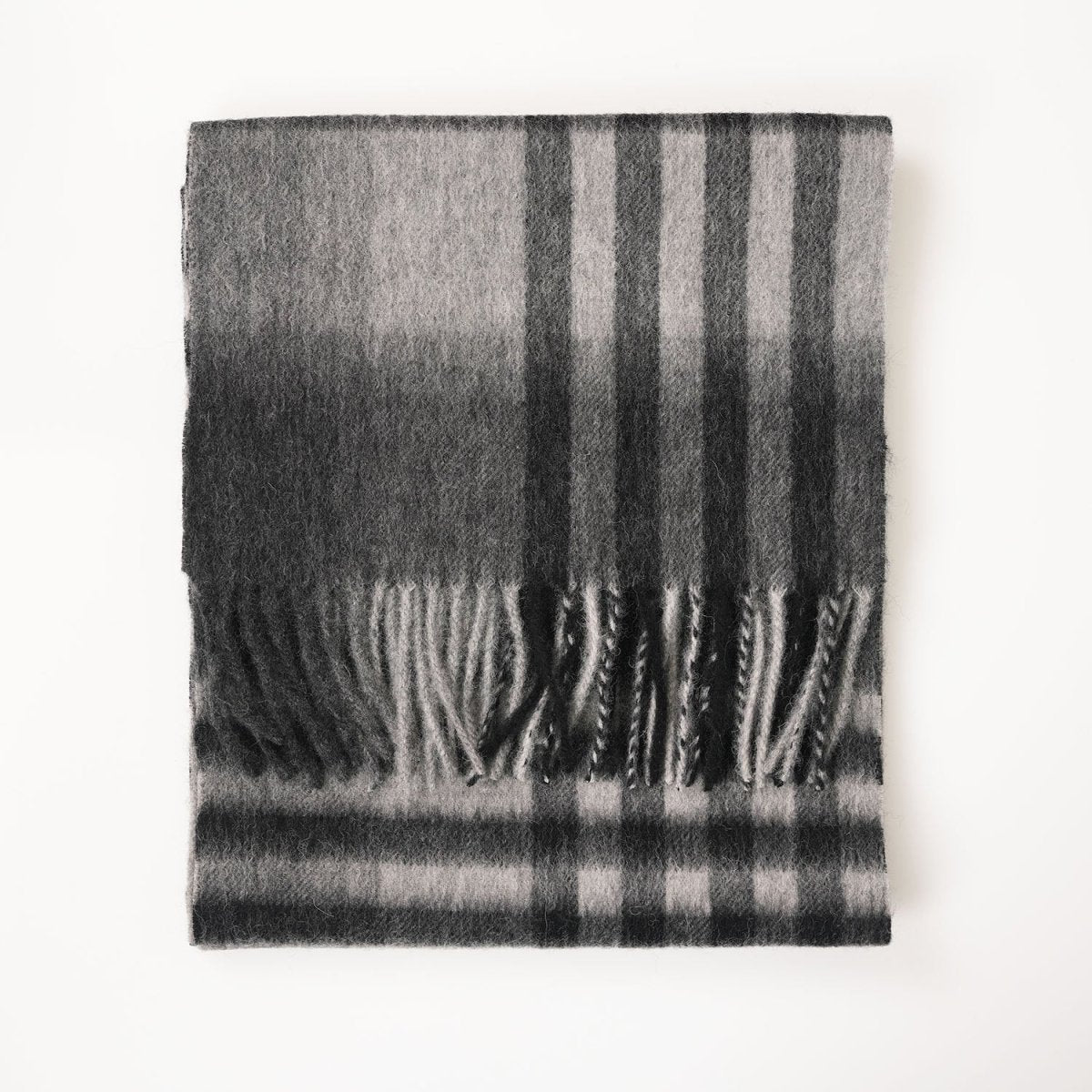 Edinburgh 100% Lambswool Scarf – Premium Soft Wool Wrap - Chequer Tartan Dark Grey - Heritage Of Scotland -