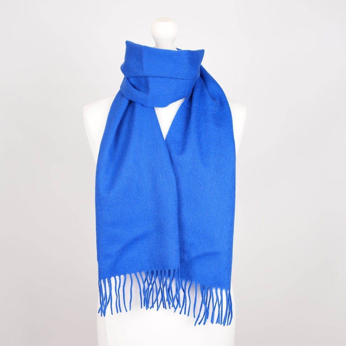 Edinburgh 100% Lambswool Scarf – Premium Soft Wool Wrap - Dazzling Blue - Heritage Of Scotland -