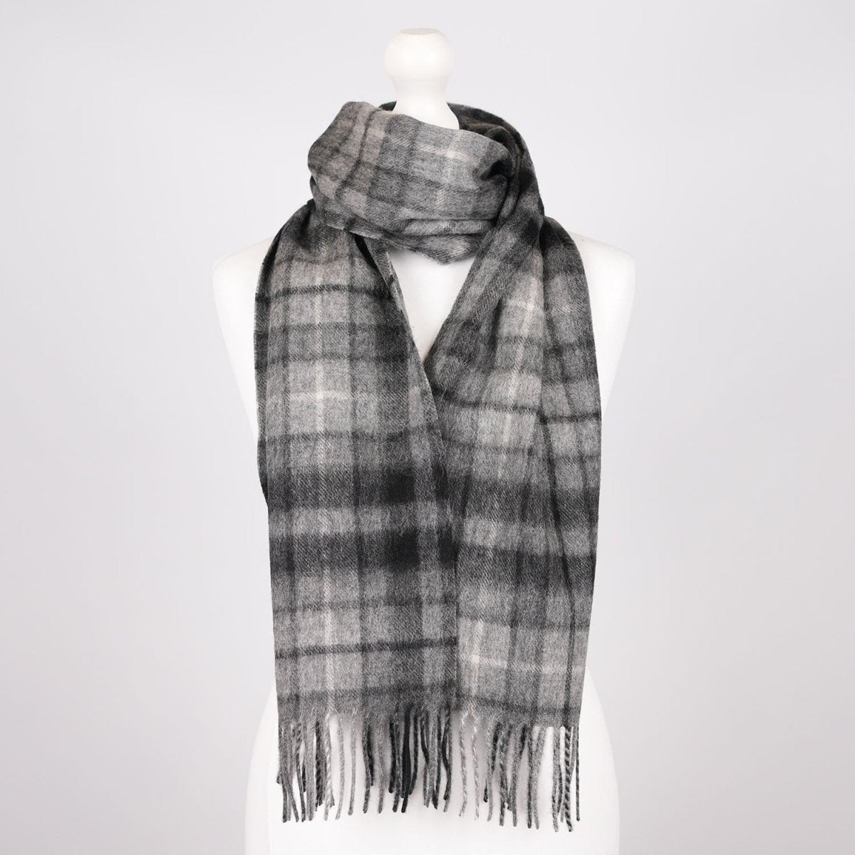 Edinburgh 100% Lambswool Scarf – Premium Soft Wool Wrap - MONOCHROME BUCHANAN - Heritage Of Scotland -