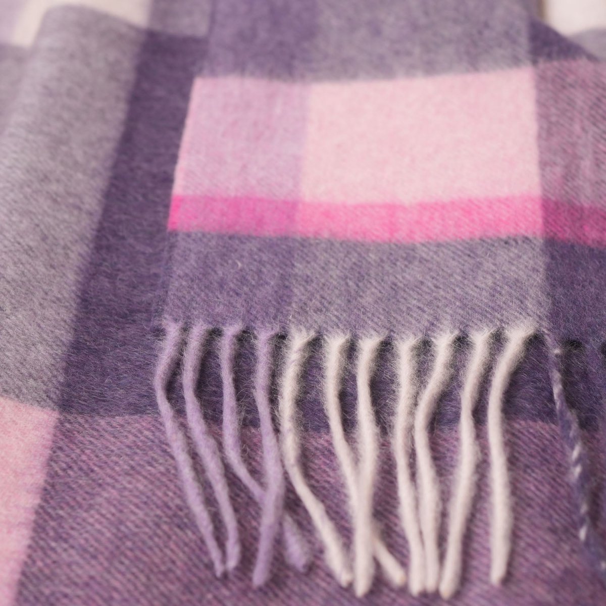 Edinburgh 100% Pure Cashmere Wide Scarf – Luxury Oversized Wrap - Middleton Heather - Heritage Of Scotland -