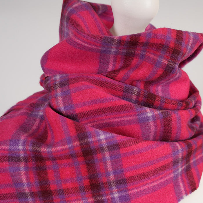 Edinburgh Cashmere Scarf Tartans and Checks - Heritage Of Scotland - STEWART BRIGHT PINK