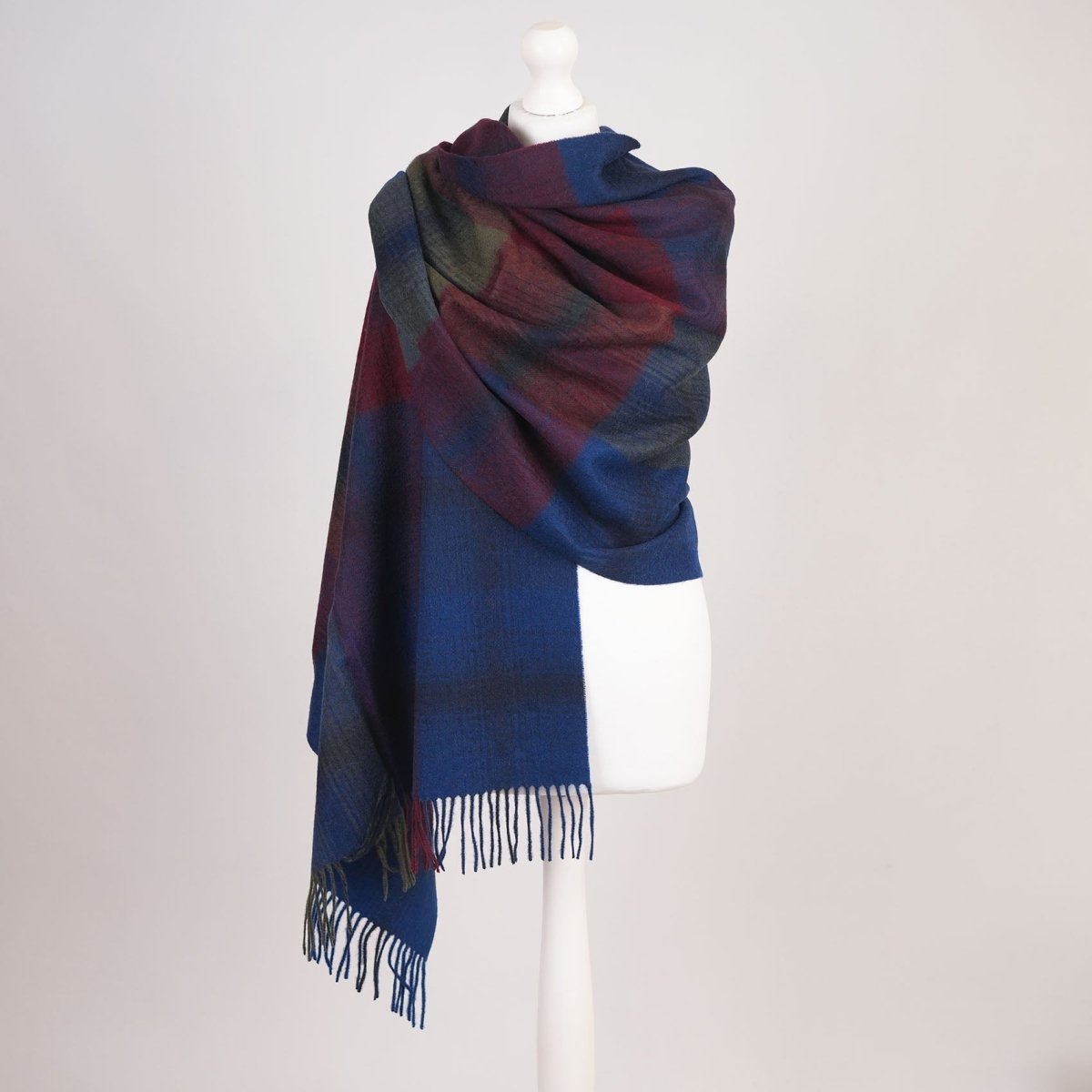 Edinburgh Lambswool Tartan Stole - Soft Luxury Check Wrap with Fringe - Indigo Blue - Heritage Of Scotland -