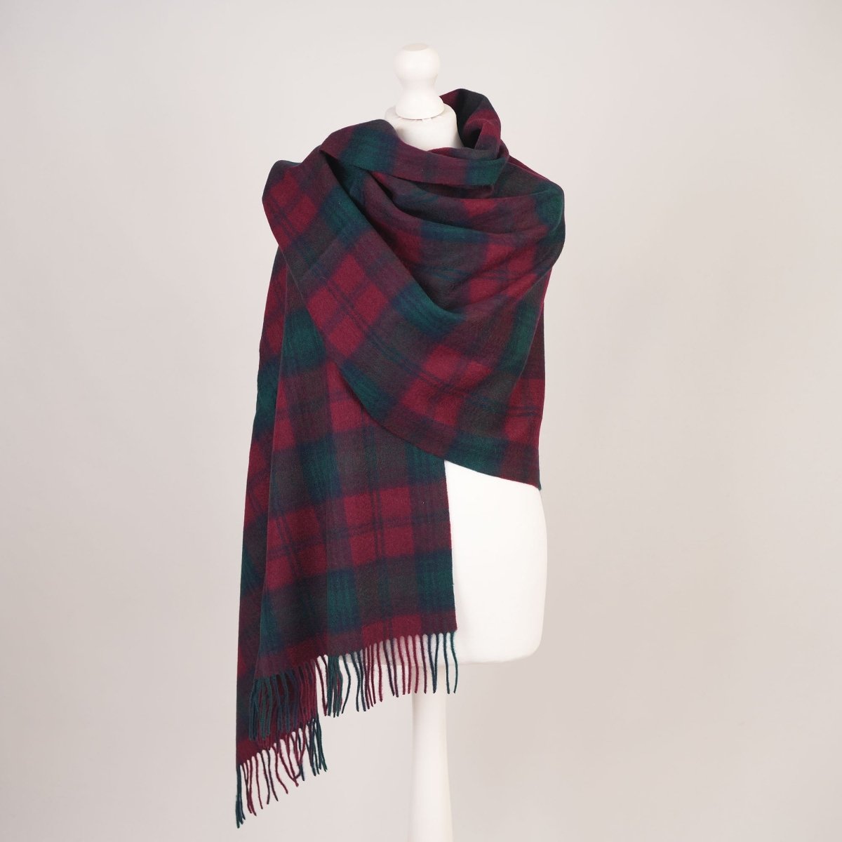 Edinburgh Lambswool Tartan Stole - Soft Luxury Check Wrap with Fringe - Lindsay - Heritage Of Scotland -