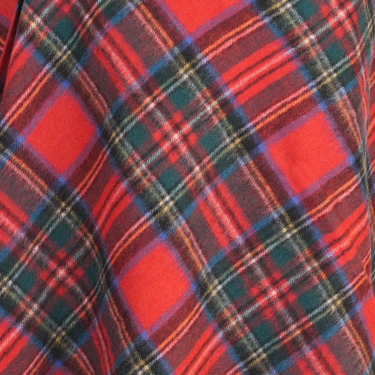 Edinburgh Lambswool Tartan Stole - Soft Luxury Check Wrap with Fringe - Official Royal Stewart - Heritage Of Scotland -