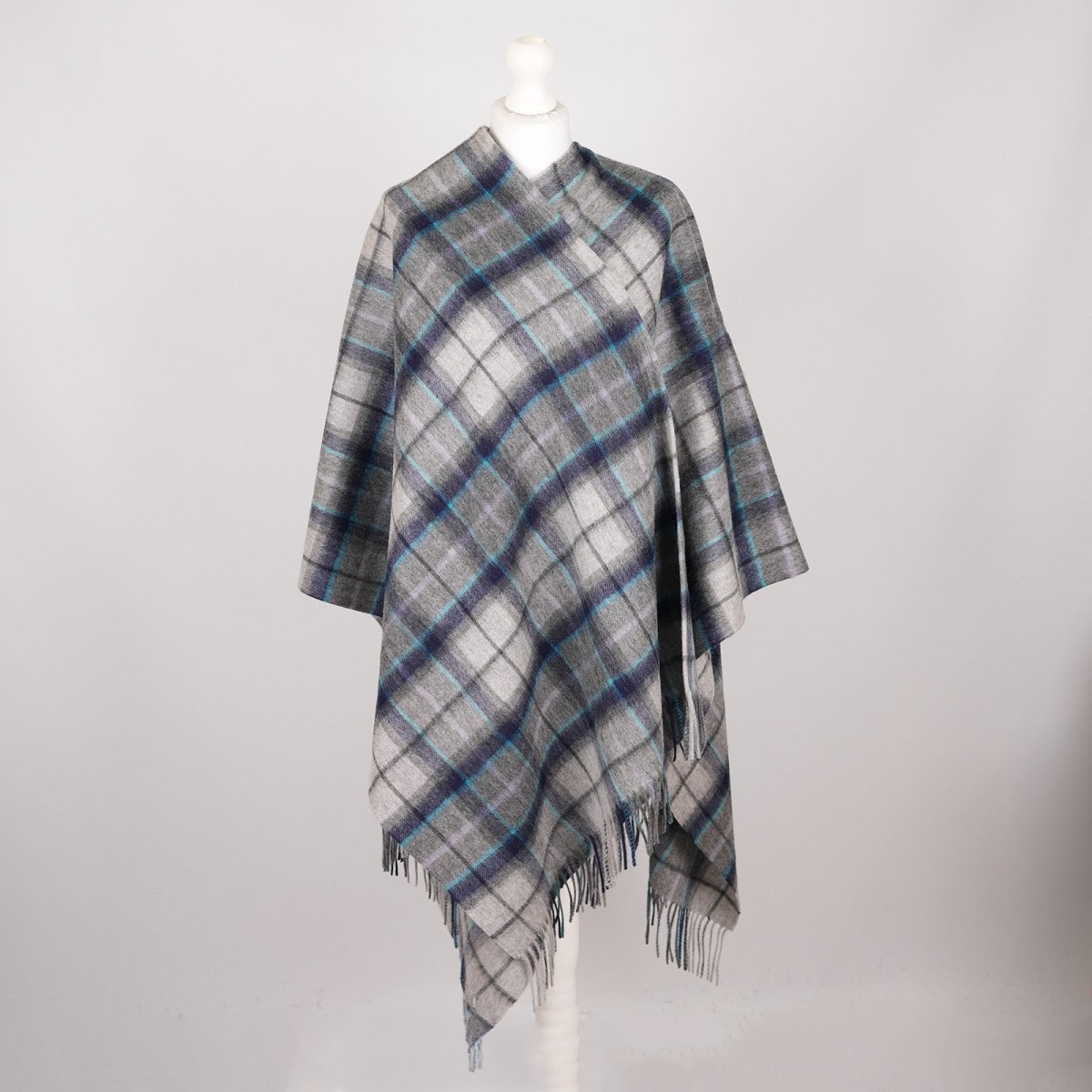 Edinburgh Long Lambswool Tartan Cape – Premium Plaid Wrap - Tweed Tartan Dover - Grey Check - Heritage Of Scotland -