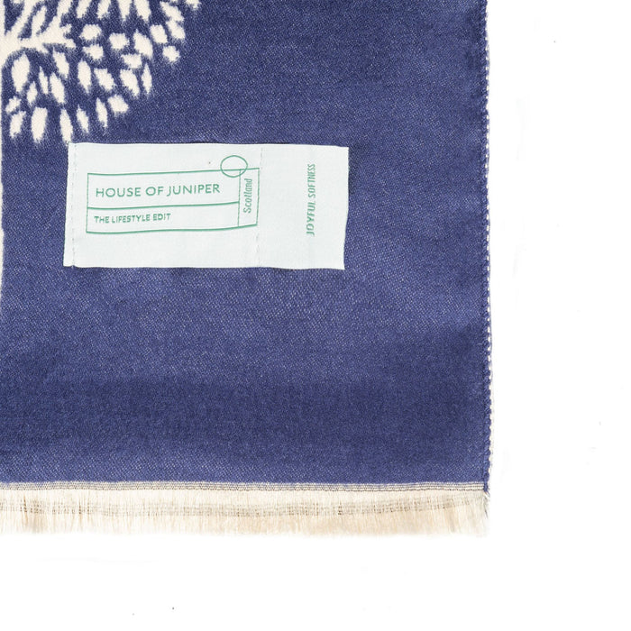 Elegant Tree Motif Soft Weave Scarf Stole - Heritage Of Scotland - NAVY/CREAM