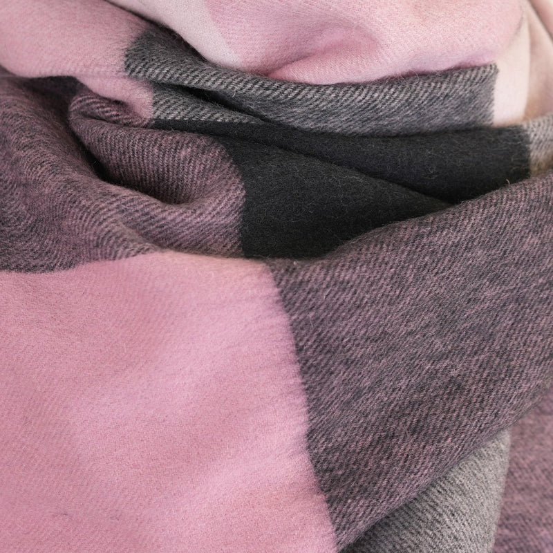 Luxury Lambswool Wide Scarf - Pure Wool - Heritage Of Scotland - 3 SQUARE PINK