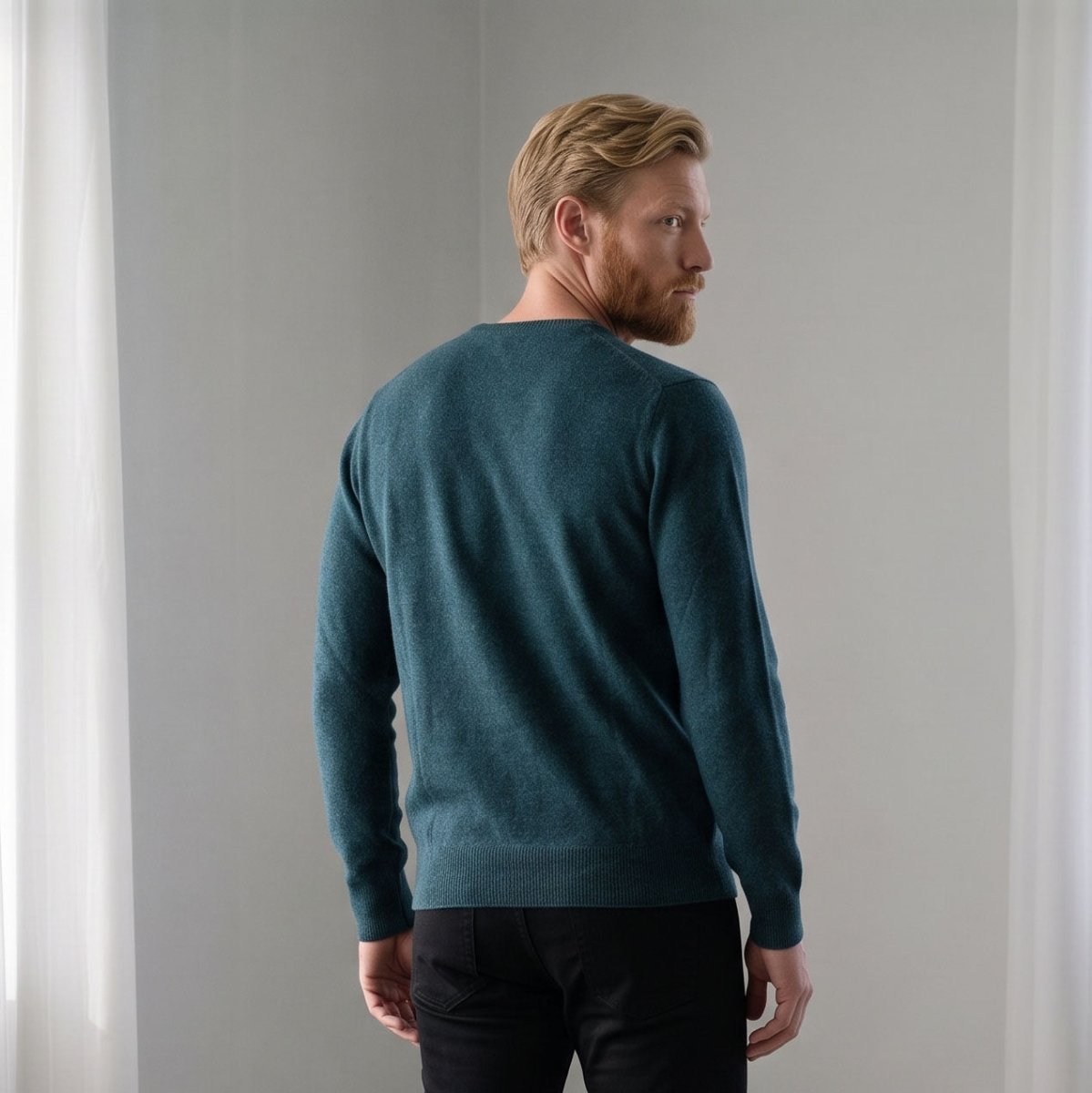Men's Dunedin Cashmere 100% Cashmere V-Neck Jumper - Lugano - Heritage Of Scotland - XS