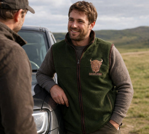 Men’s Scotland Highland Cow Gilet Green – Fleece Zip Vest with Embroidery - Heritage Of Scotland - L