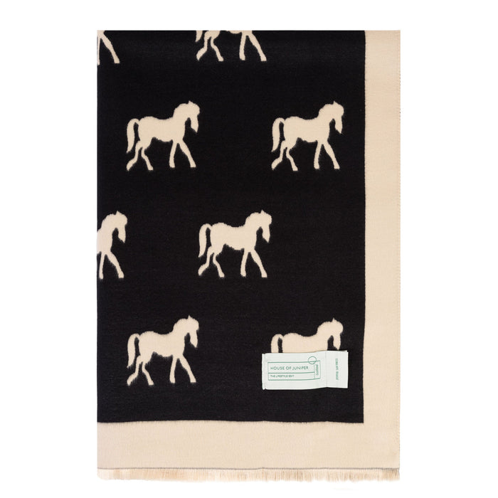 New Horse Super Soft Stole Black/White - Heritage Of Scotland - BLACK/WHITE