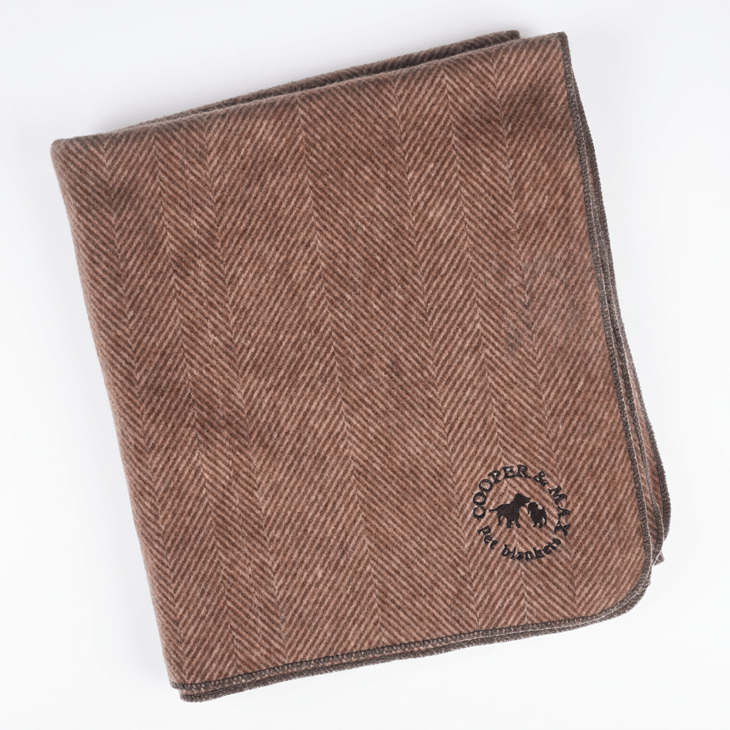Recycled Wool Herringbone Pet Blanket – 150cm x 90cm - CHESTNUT BROWN - Heritage Of Scotland -