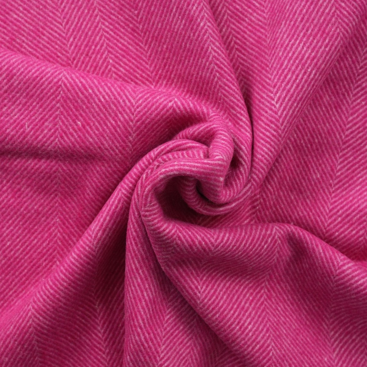 Recycled Wool Herringbone Pet Blanket – 150cm x 90cm - PINK - Heritage Of Scotland -