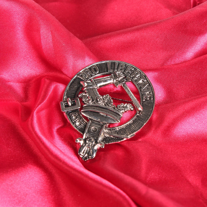 Wallace Clan Badge, Kilt Pin, Lapel Pin, Cufflinks, Keyring/Key Fob & Gift Set — Fine Pewter by Art Pewter — Made in Scotland (Shiny Finish) - Heritage Of Scotland - Badge