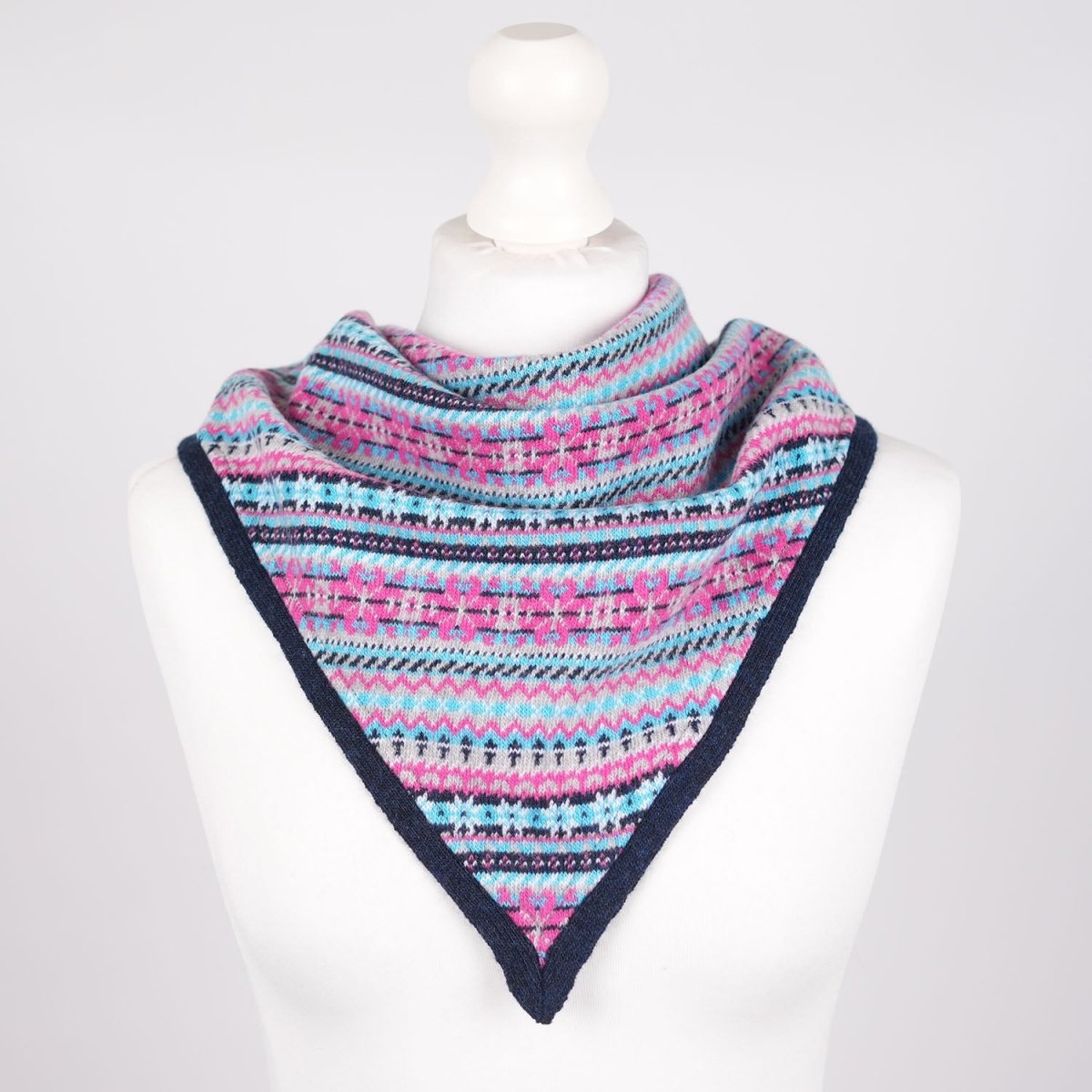 Women’s Lambswool Fair Isle Neck Scarf – Made in Scotland - COSMOS - Heritage Of Scotland -