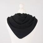 Women’s Luxury Ribbed Cashmere Triangle Scarf - BLACK - Heritage Of Scotland -