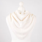 Women’s Luxury Ribbed Cashmere Triangle Scarf - WHITE - Heritage Of Scotland -