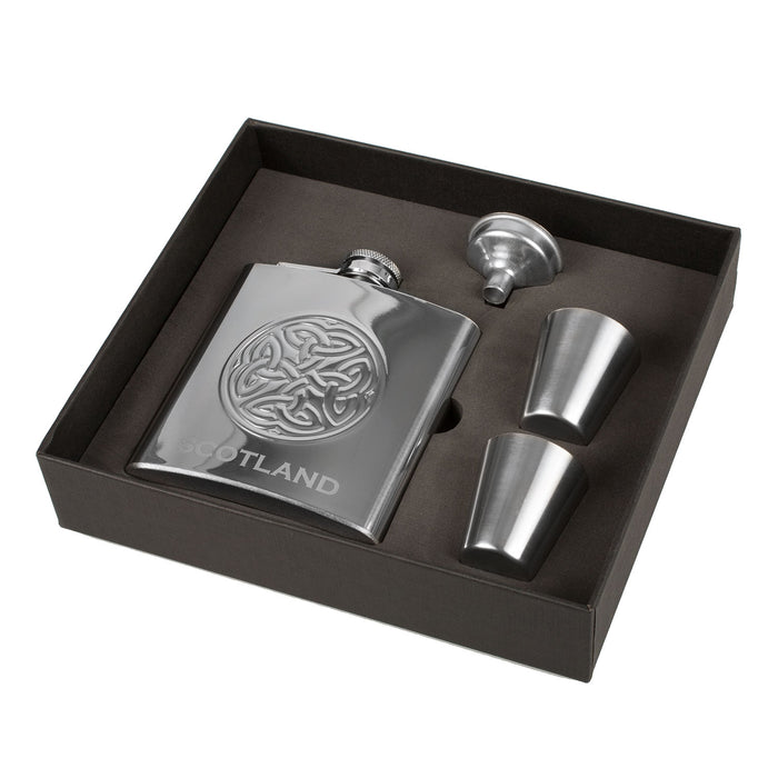 Scotland Celtic Circle Embossed 6oz Hip Flask With Funnel And 2 Shot Glasses