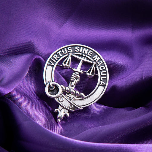 Clan Badge Russell - Heritage Of Scotland - RUSSELL