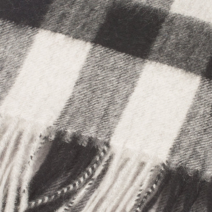 Edinburgh Cashmere Scarf Giant Chequer - Black/Oyster - Heritage Of Scotland - GIANT CHEQUER - BLACK/OYSTER