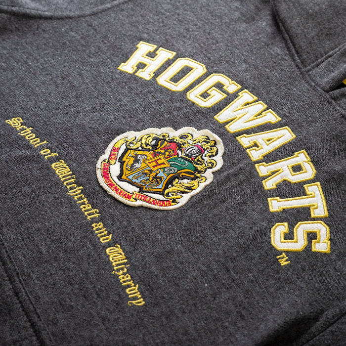 Harry Potter - Hoodie - Hogwarts Crest Charcoal/White - Heritage Of Scotland - CHARCOAL/WHITE