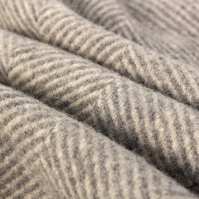 Herringbone Knee Blanket Grey Medium - Heritage Of Scotland - GREY MEDIUM