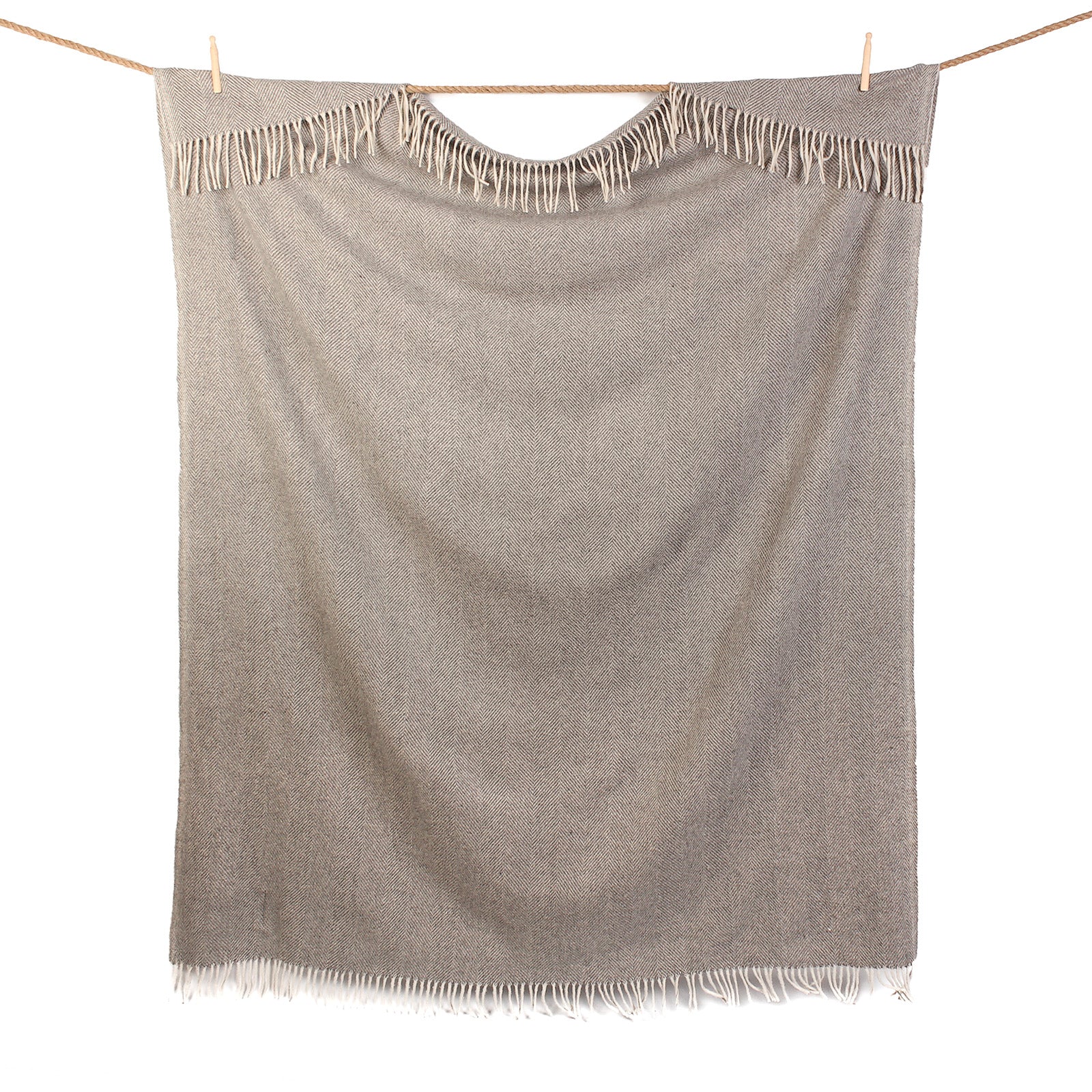 Highland Wool Blend Extra Warm Herringbone Blanket / Throw Grey Medium - Heritage Of Scotland - GREY MEDIUM